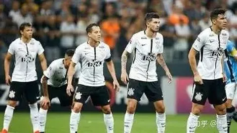 陈漫摄影师为迪奥拍摄宣传照，独特造型引争议